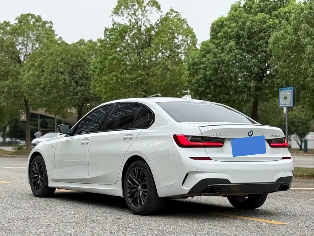 BMW 3 Series — миниатюра 13