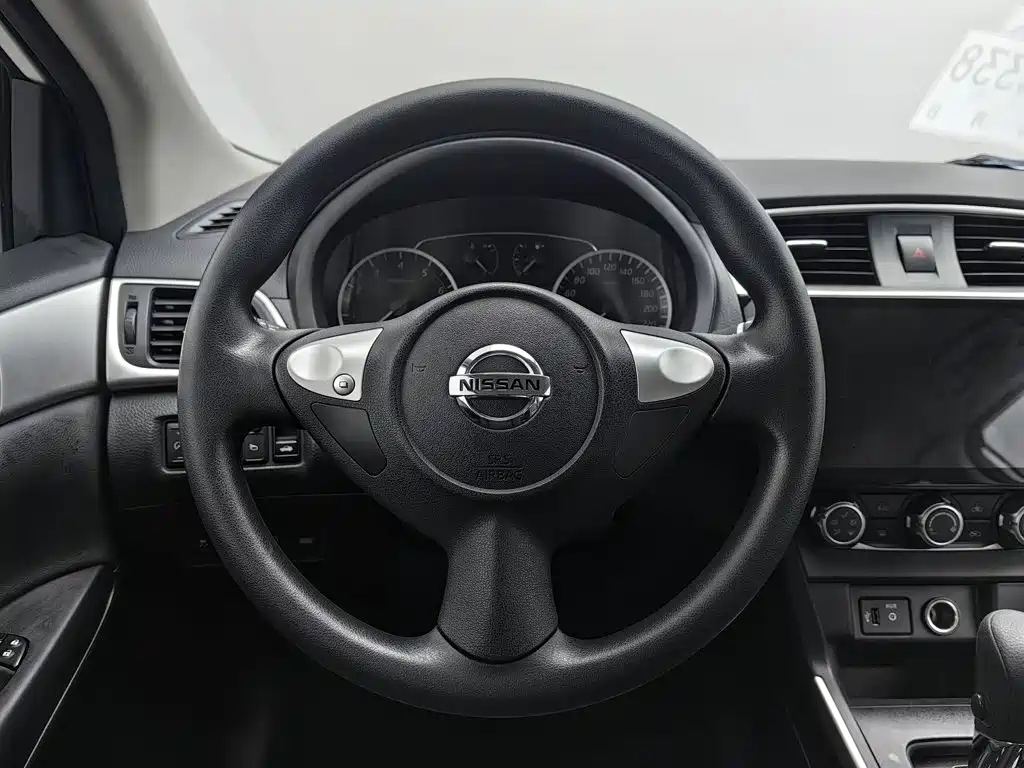 Nissan Sylphy — миниатюра 11