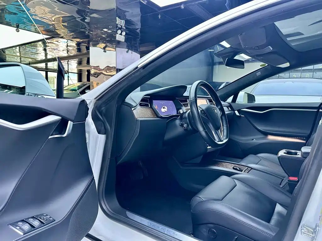 Tesla Model S 2017 Model S 75D
