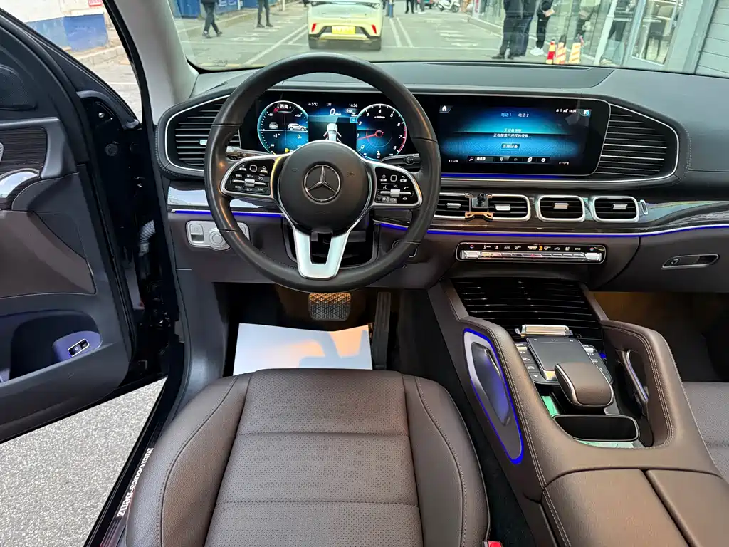 Mercedes-Benz GLE (Import) — миниатюра 14