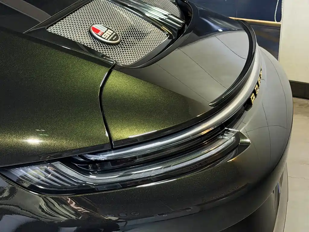 Porsche 911 2024 4.0L MT