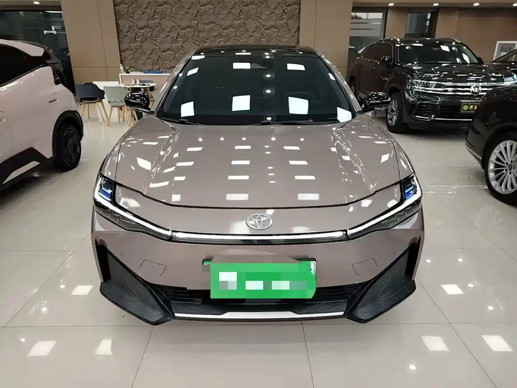 Toyota bZ3 — миниатюра 2