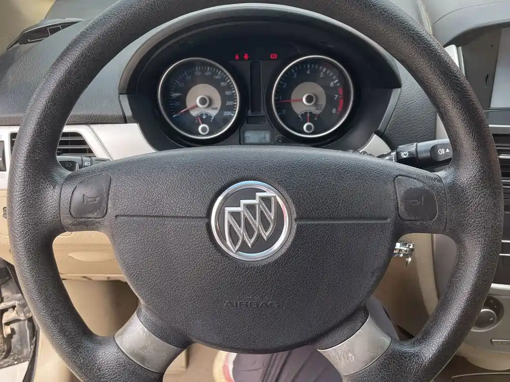 Buick Excelle 1.5L Auto Classic Type, фото 9