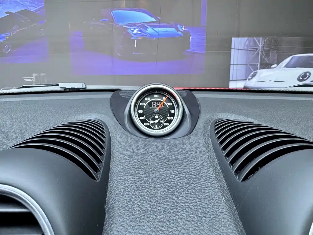 Porsche 718 2019 Cayman T 2.0T