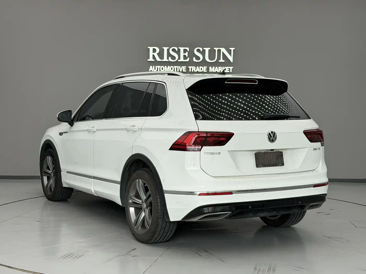 Volkswagen Tiguan 2018 Белый из Китая, фото 4