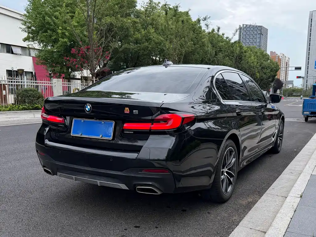 BMW 5 Series 5 2022 525Li M Sport