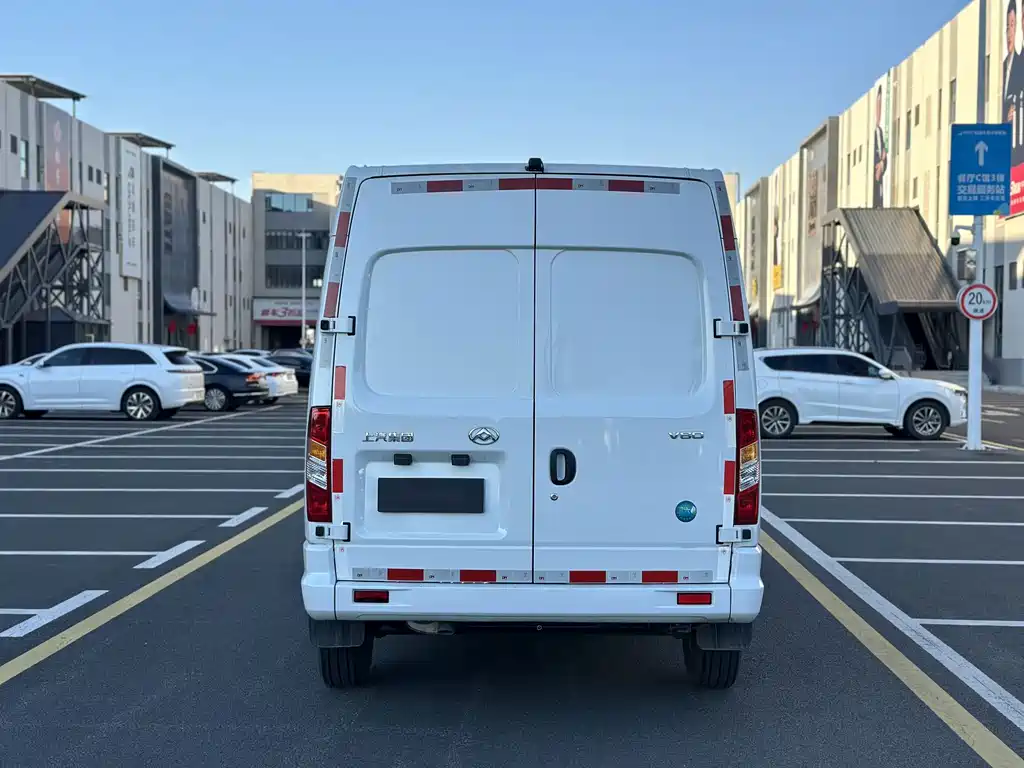 MAXUS V80 — миниатюра 11