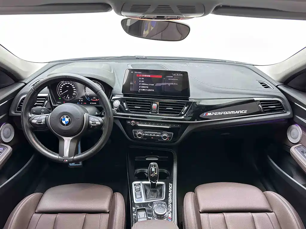 BMW 1 Series 2023 — фото 11