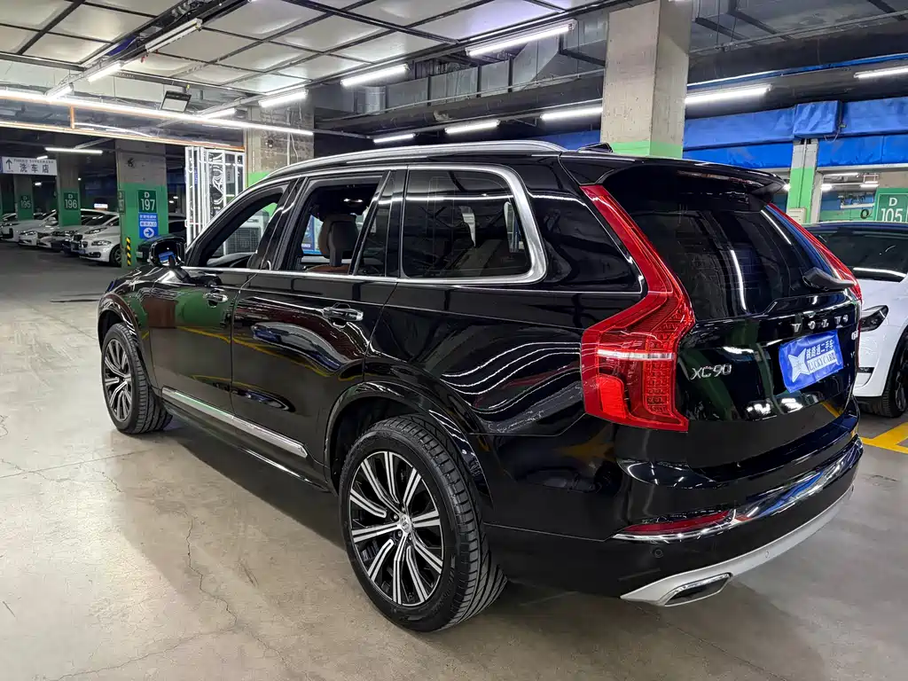 Volvo XC90 — миниатюра 6