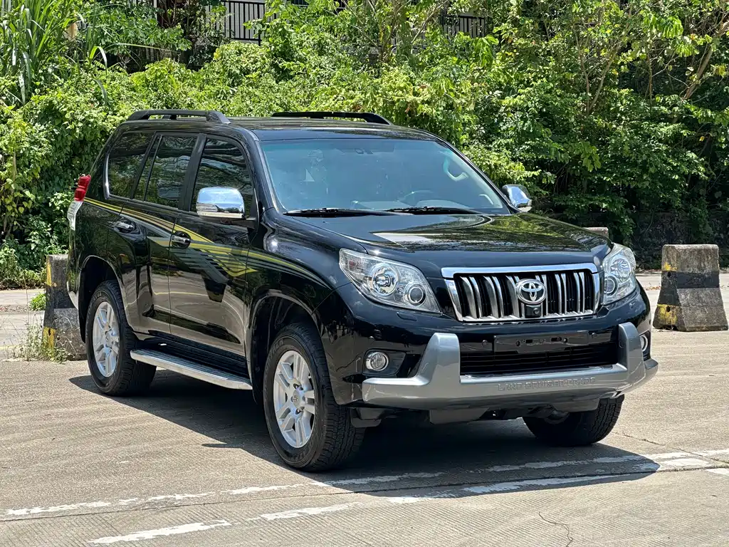 Toyota Land Cruiser Prado 2010 4.0L AT VX NAVI