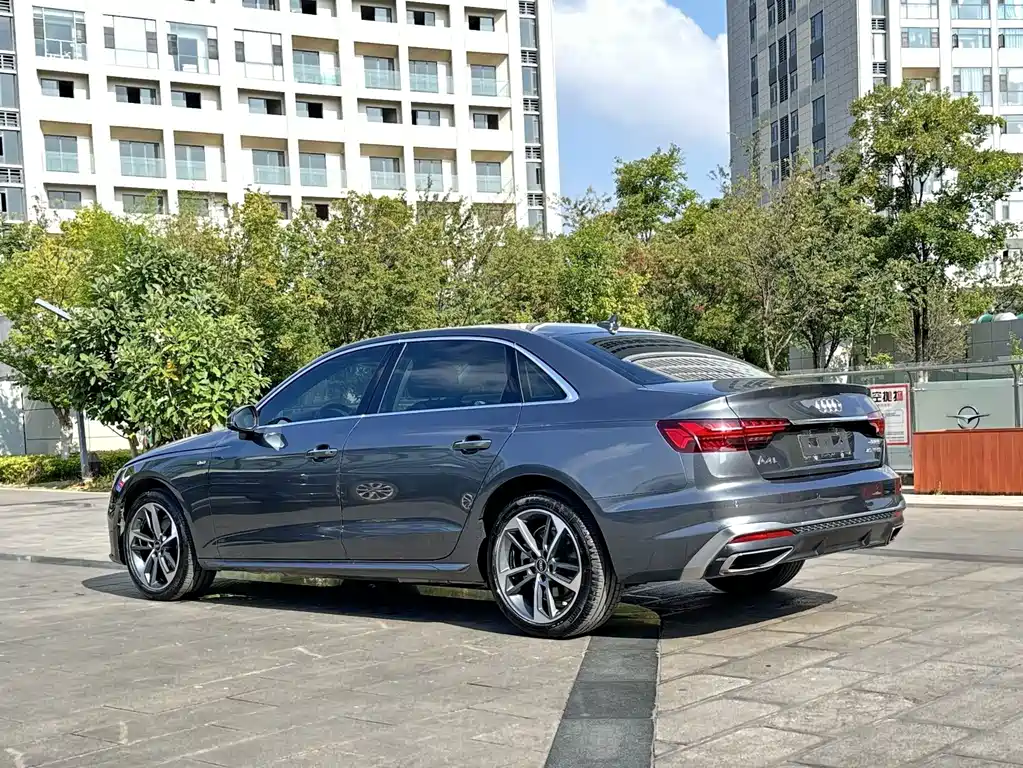 Audi A4L — миниатюра 15