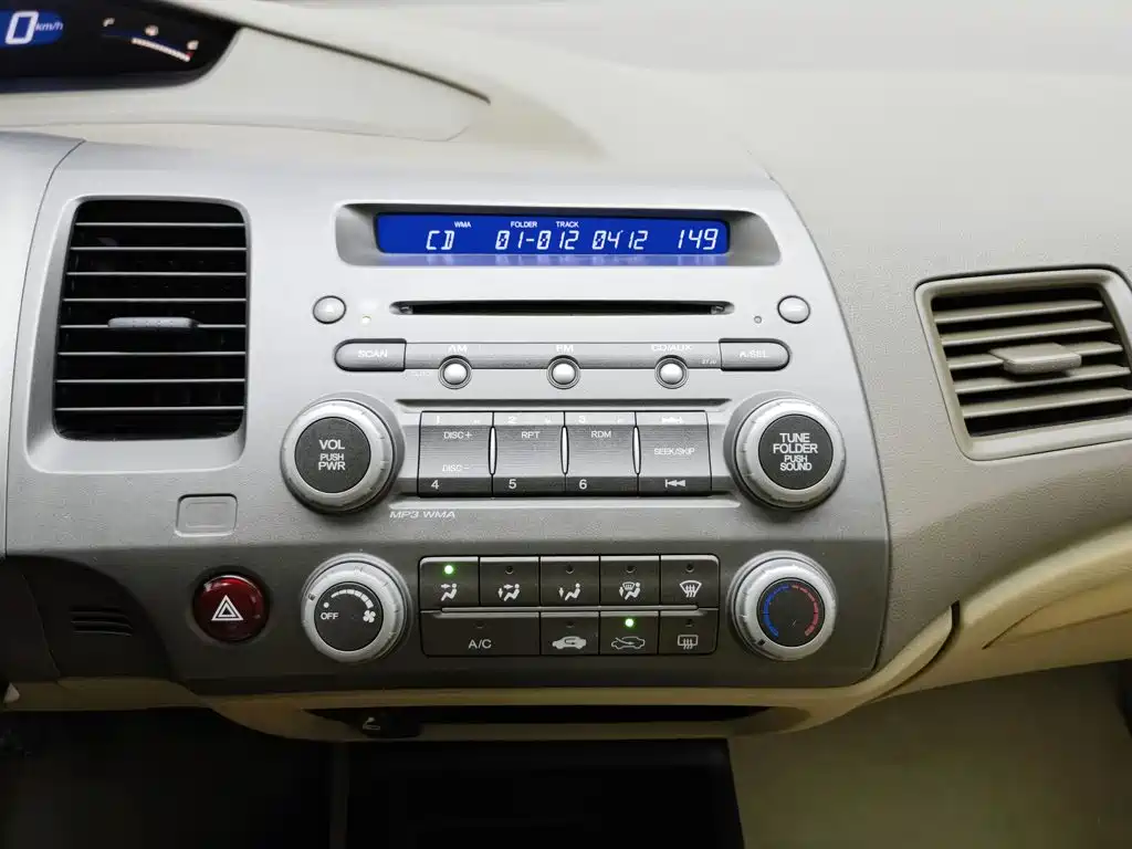 Honda Civic — миниатюра 12