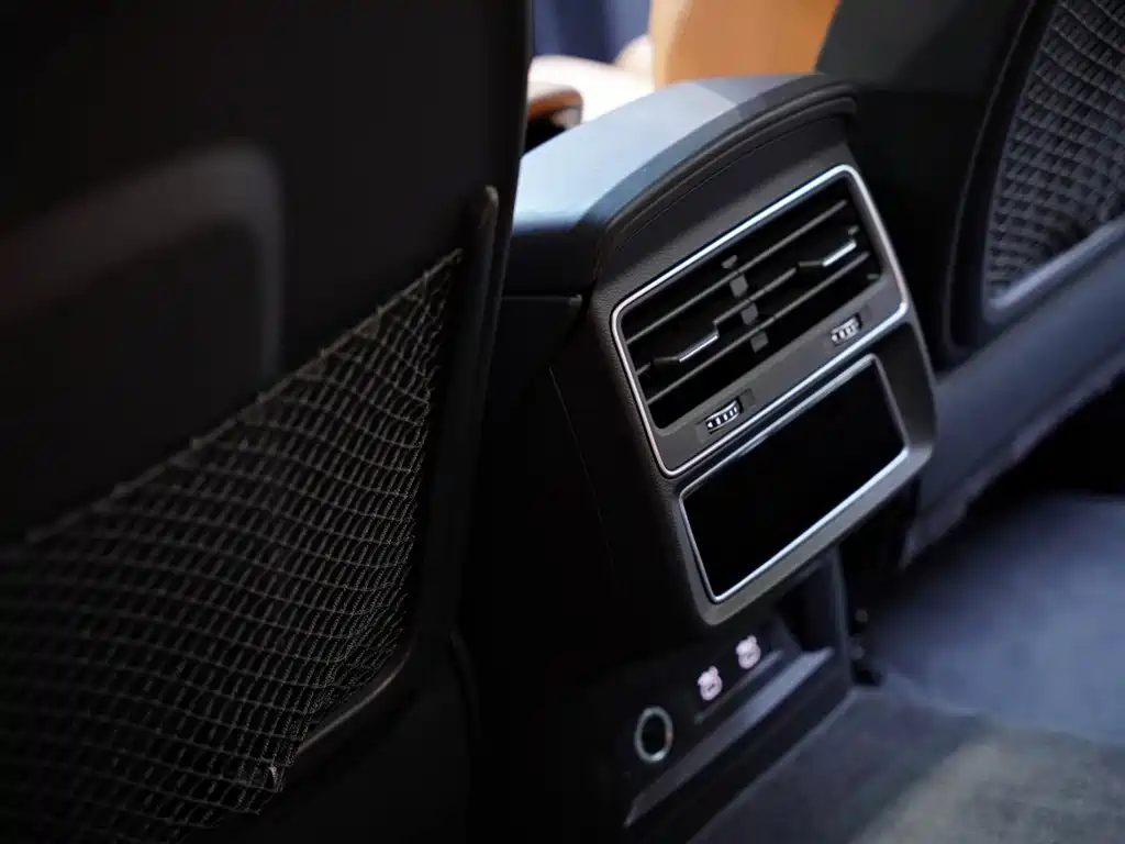 Audi RS Q8 — миниатюра 26