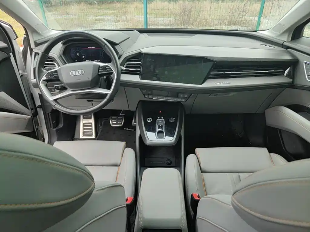 Audi Q5 e-tron — миниатюра 10