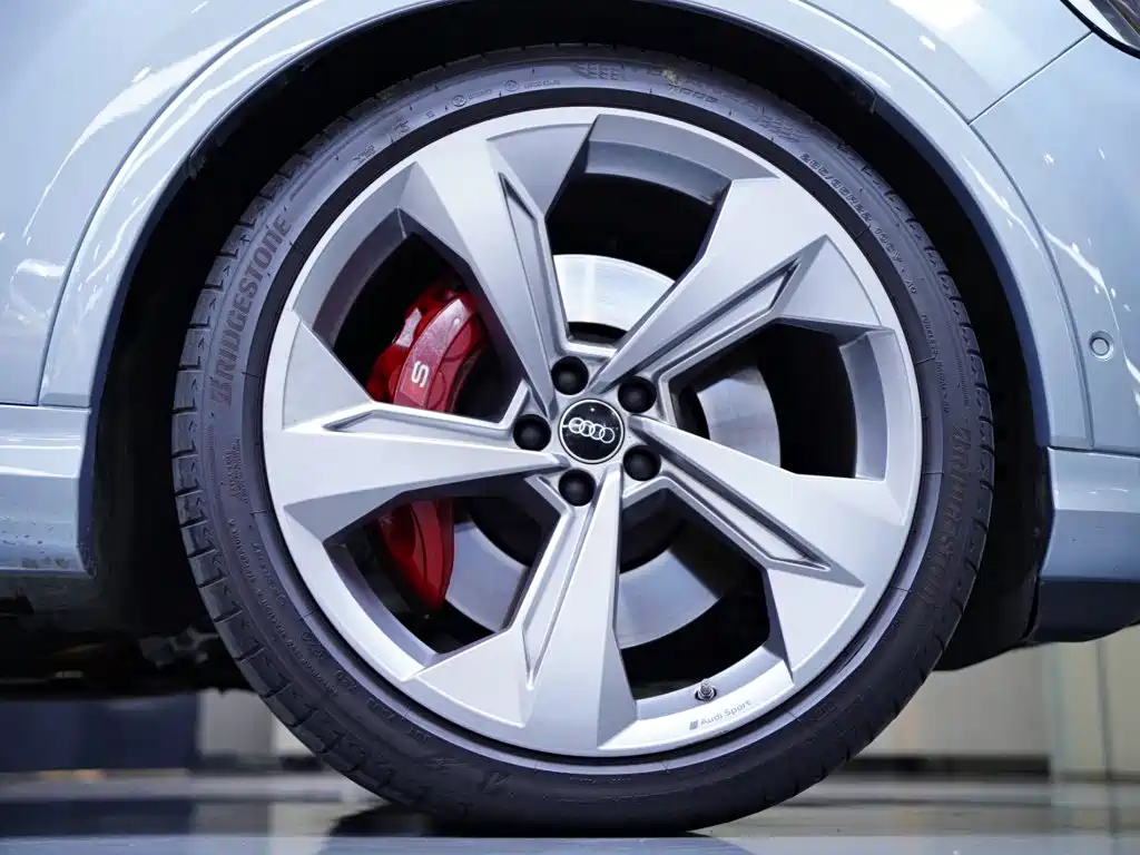 Audi SQ7 — миниатюра 8