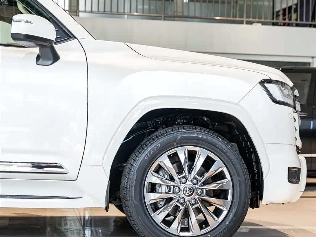 Toyota Land Cruiser LC300 2022 3.5T