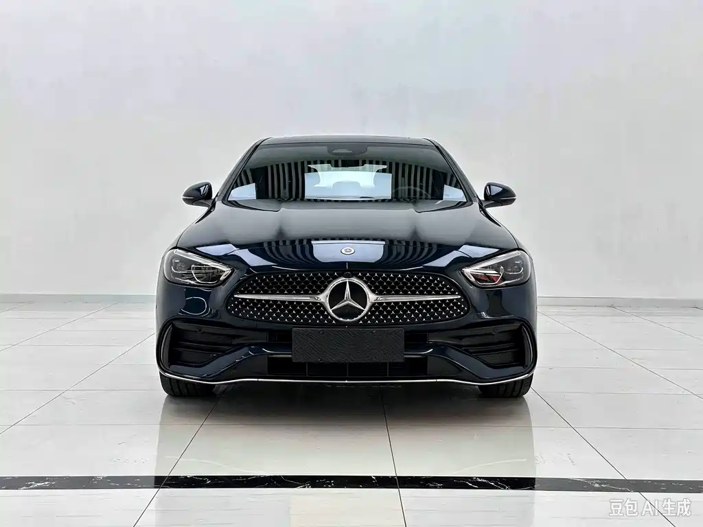 Mercedes-Benz C-Class 2023 — фото 2