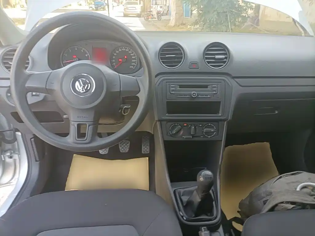 Volkswagen Jetta — миниатюра 10