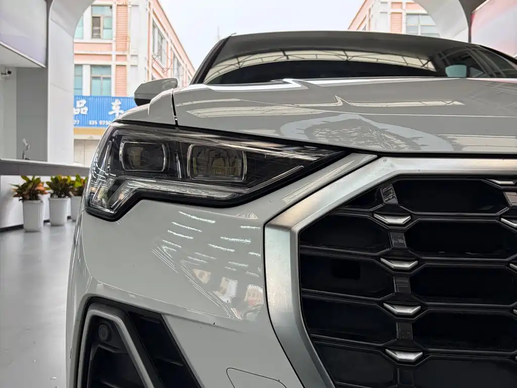 Audi Q3 — миниатюра 7