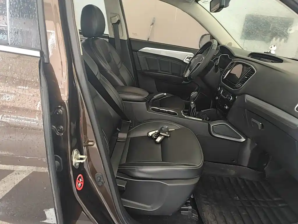 Geely Vision X6 — миниатюра 25