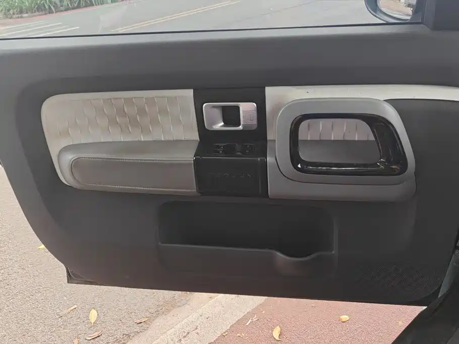 Baojun KiWi EV — миниатюра 7