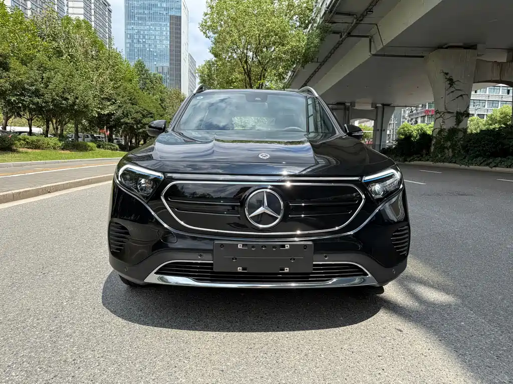 Mercedes-Benz EQB — миниатюра 2