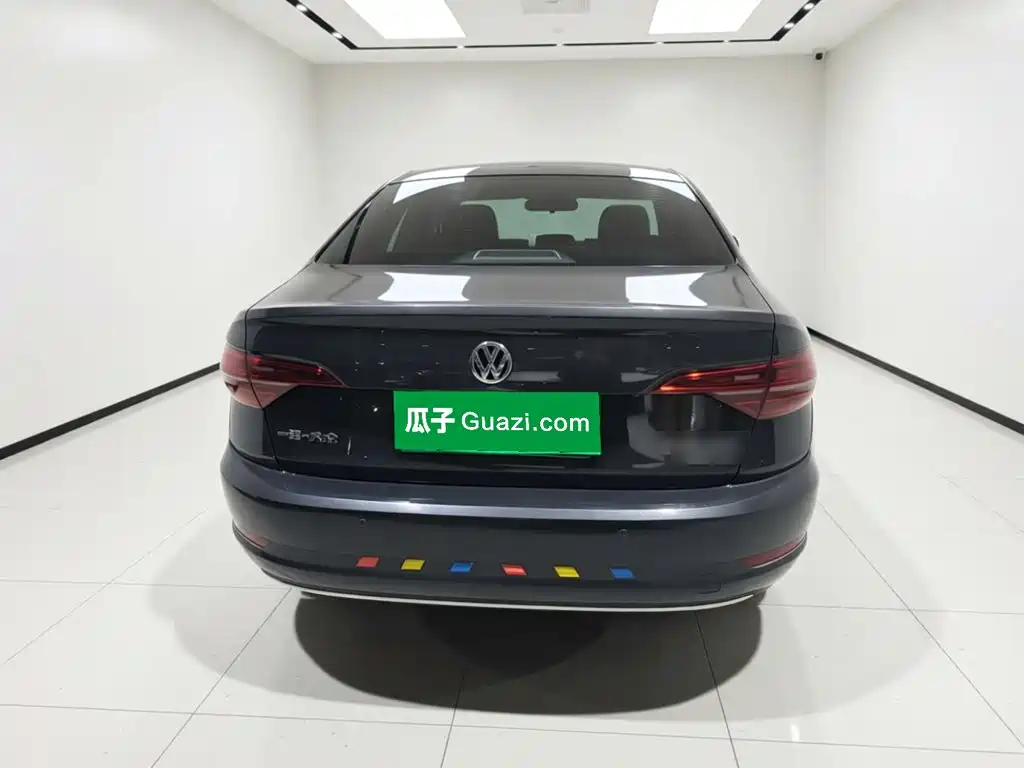 Volkswagen Sagitar — миниатюра 3