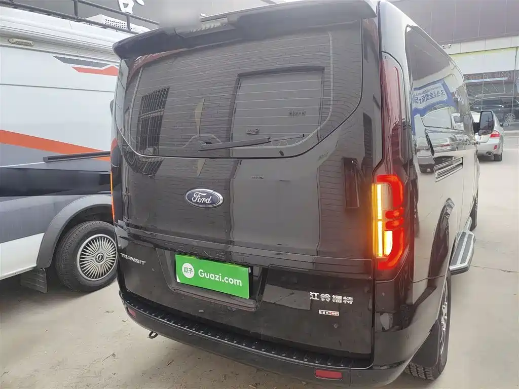 Ford Transit 2023 2.0T AT 7/8/9 мест