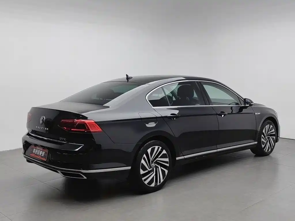 Volkswagen 迈腾 PHEV — миниатюра 2