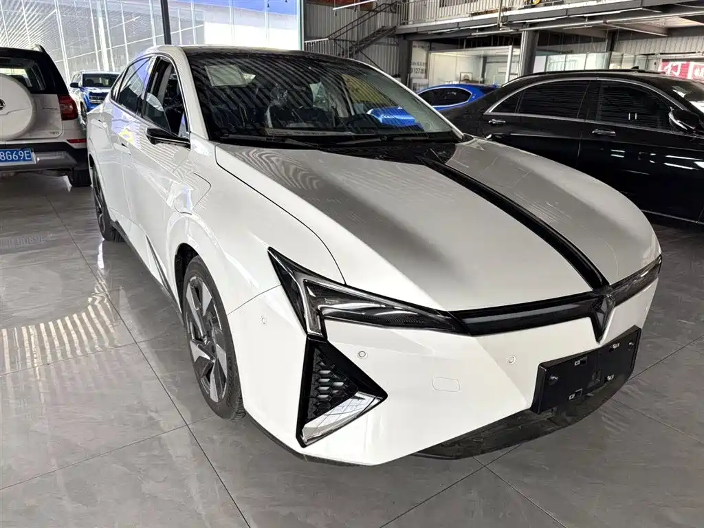 Lingxi L 2025 +