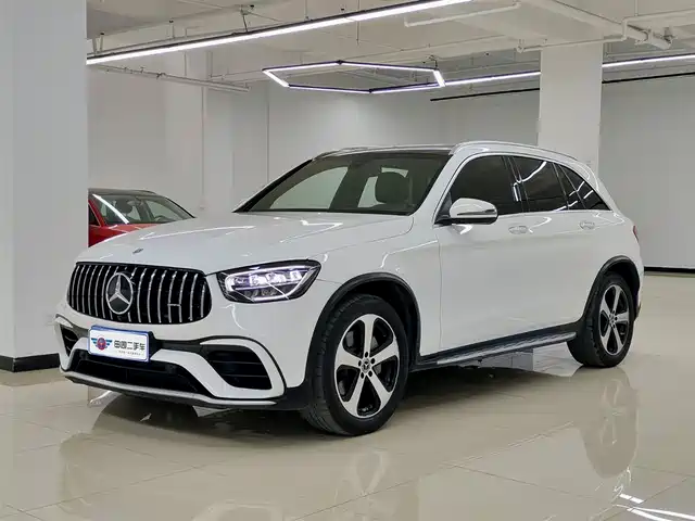 MERCEDES-BENZ GLC