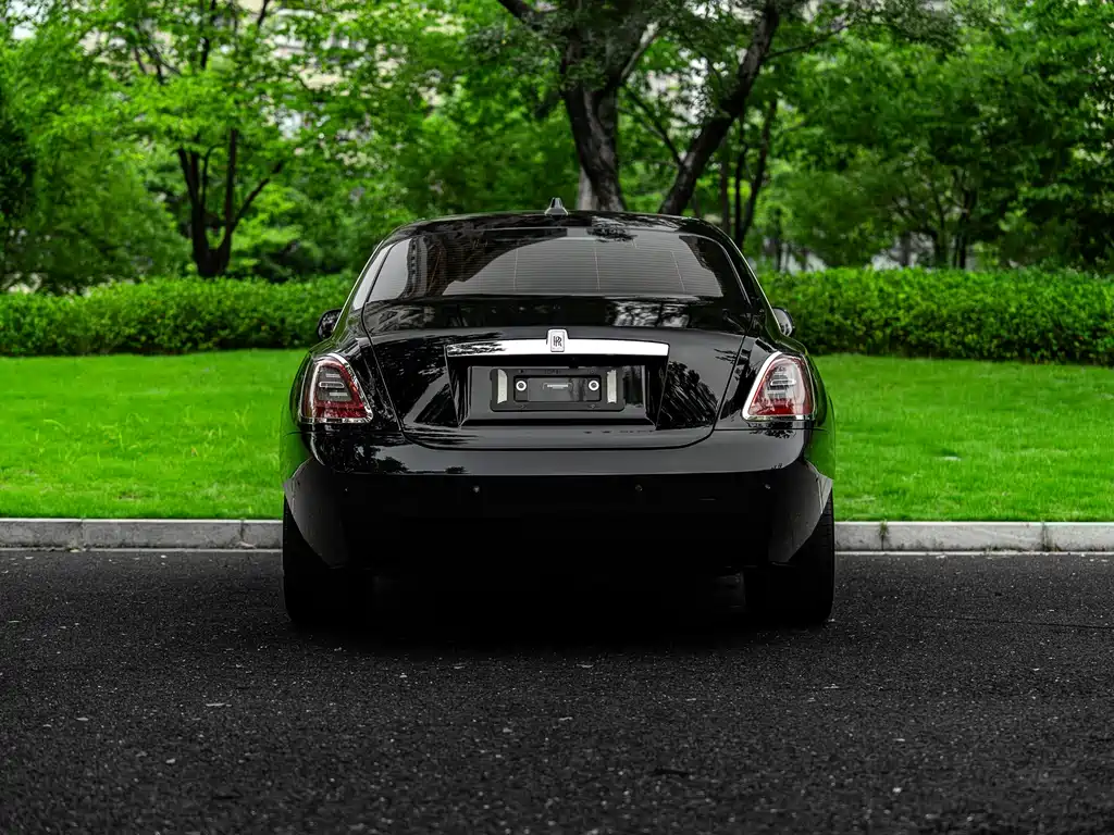 Rolls-Royce Ghost — миниатюра 17