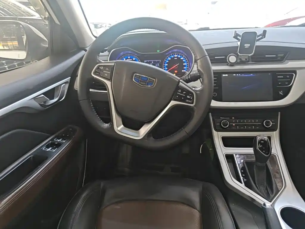 Geely Vision — миниатюра 11