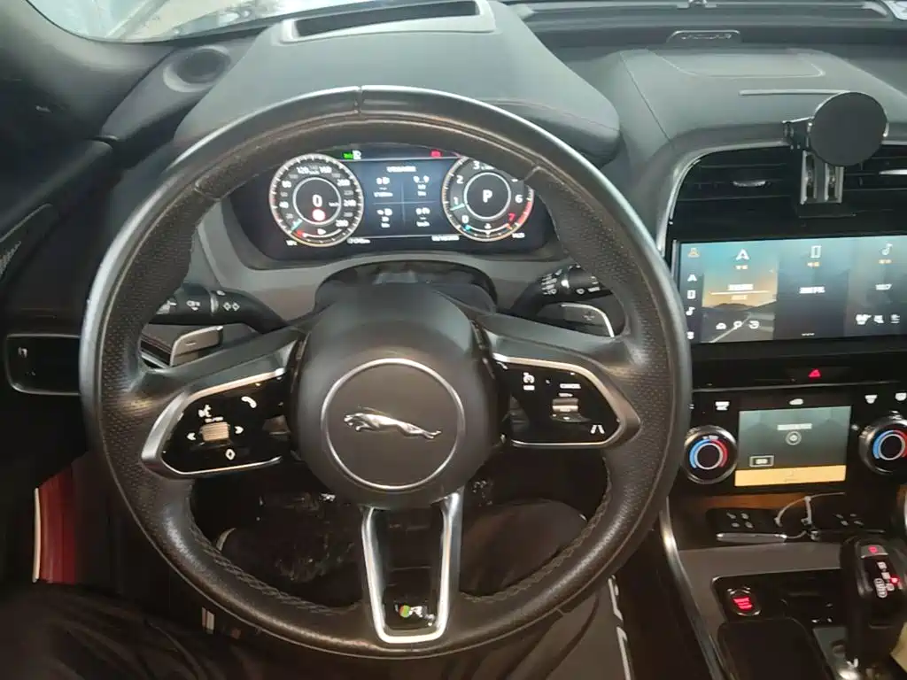 Jaguar XEL — миниатюра 11