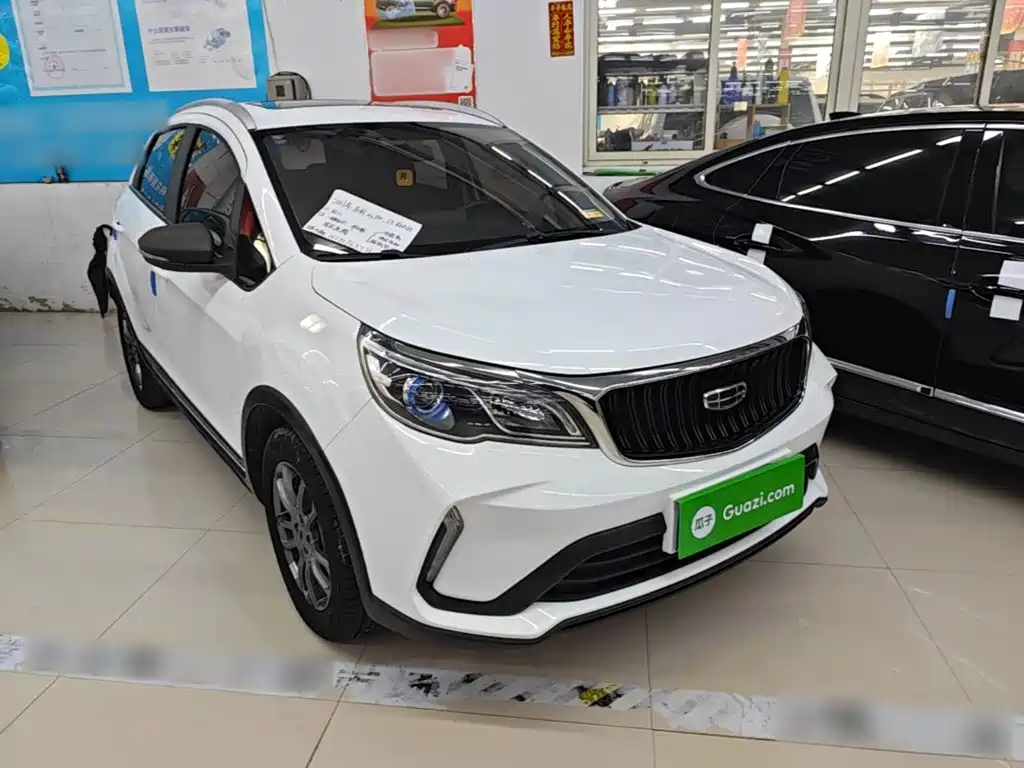 Geely Vision X3 — миниатюра 4