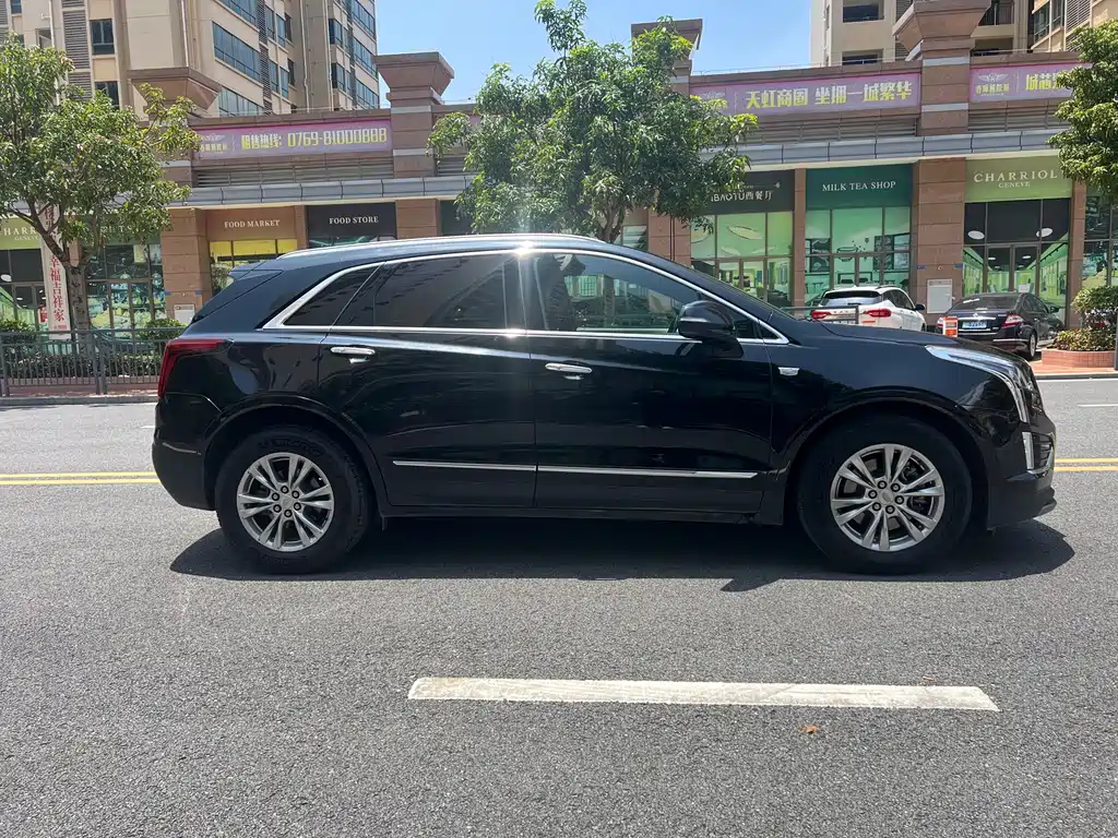 Cadillac XT5 — миниатюра 7