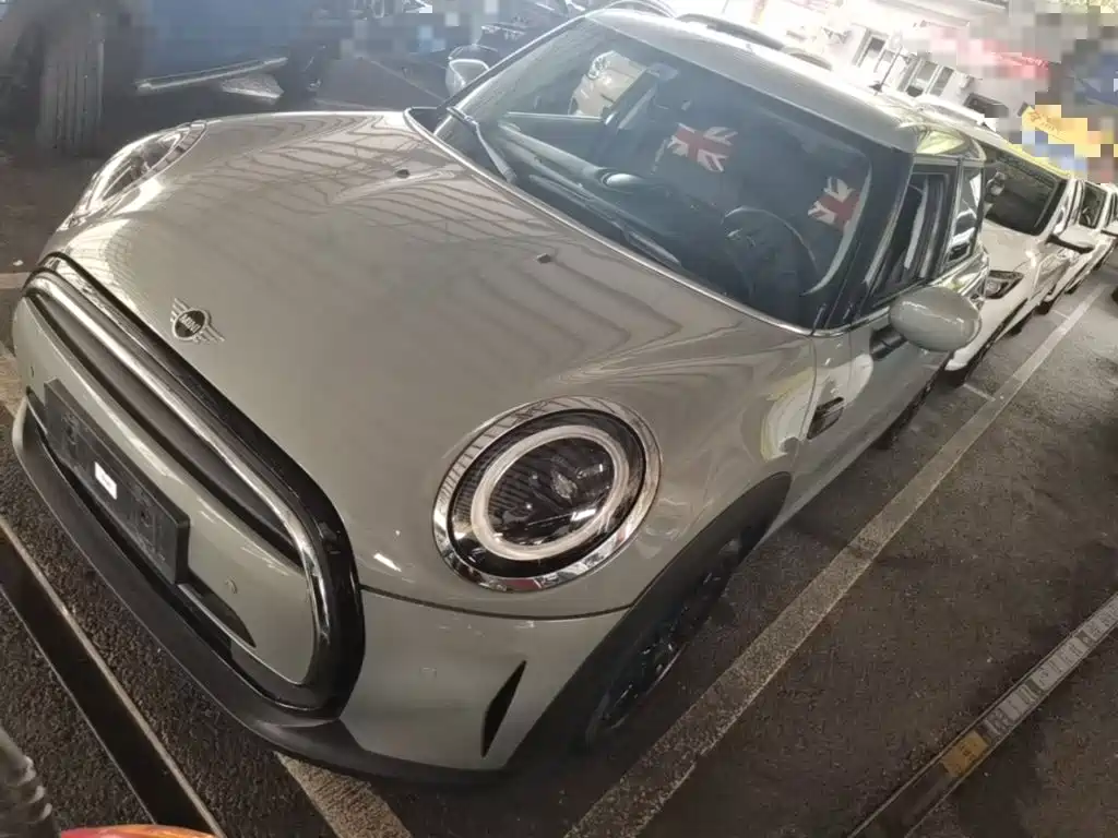 MINI MINI