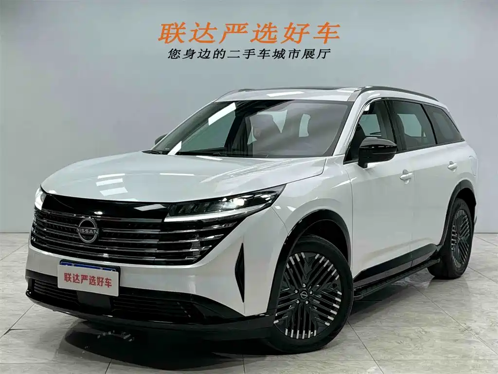 Nissan Teramont 2024