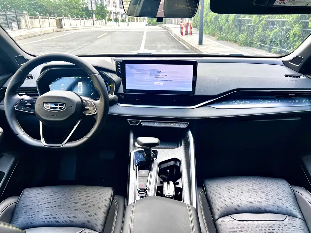 Geely Xingrui — миниатюра 12