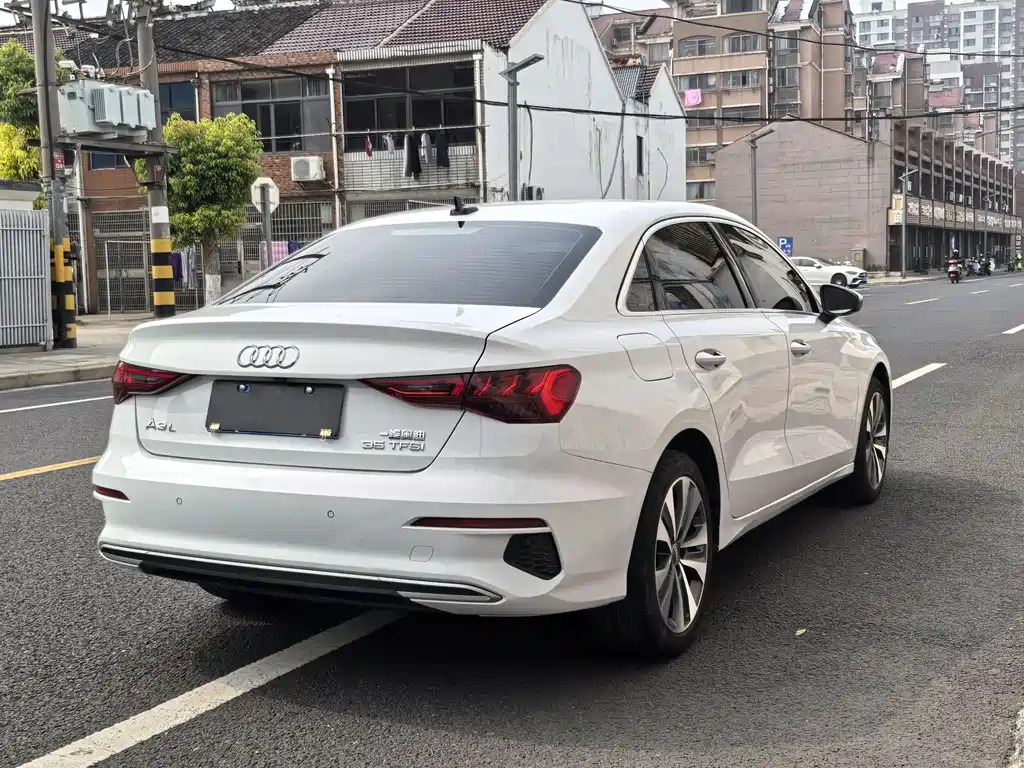 Audi A3 - фото 13