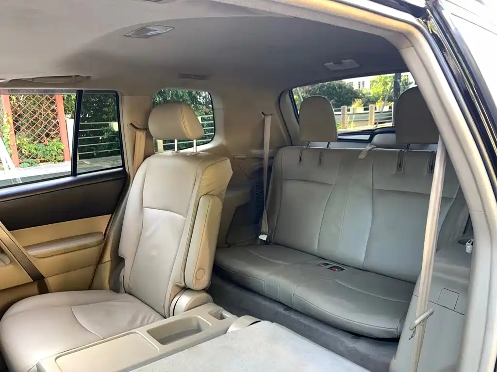 Toyota Highlander — миниатюра 7