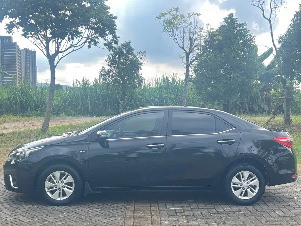 Toyota Corolla — миниатюра 4