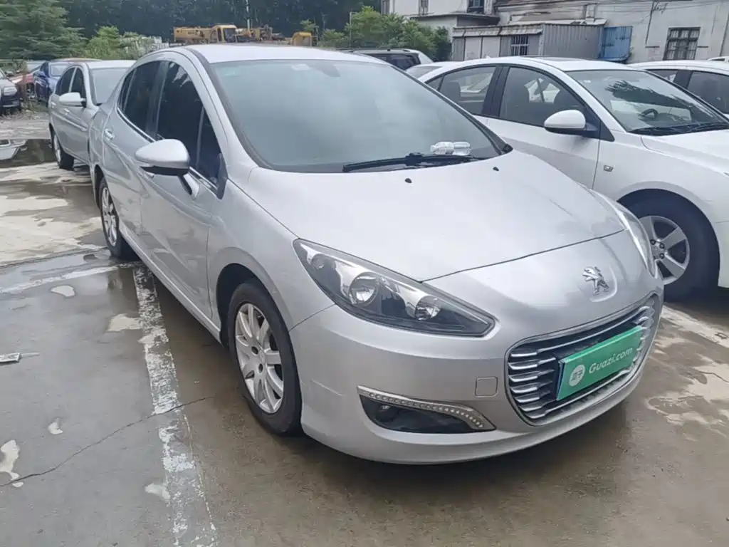 Peugeot 308 — миниатюра 4