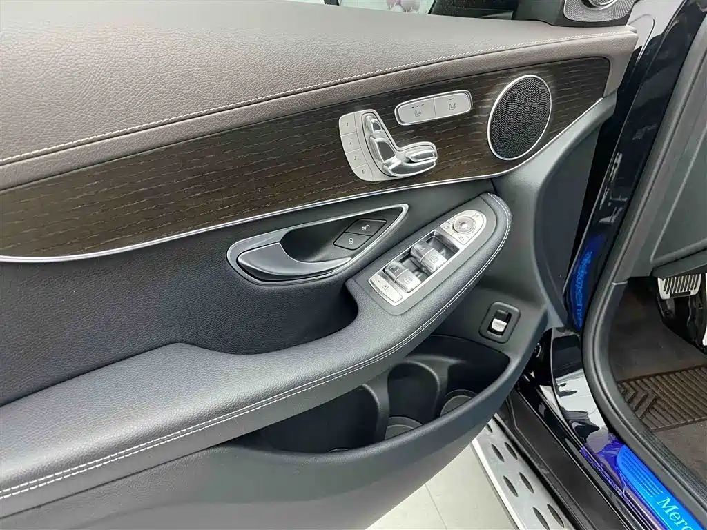 Mercedes-Benz GLC 2021 GLC 260 L 4MATIC Luxury