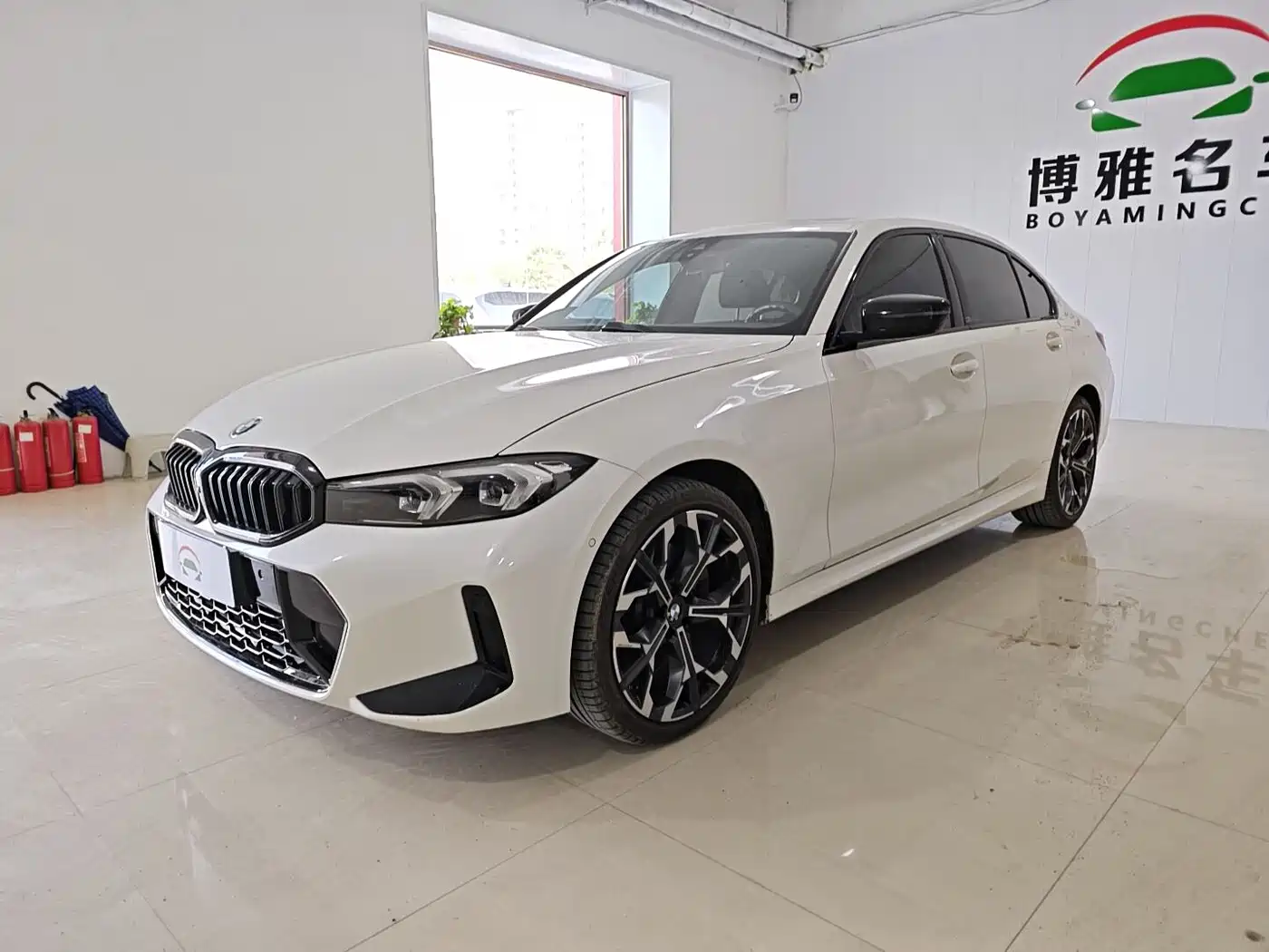 宝马3系 2025款 330Li M运动曜夜套装 2025