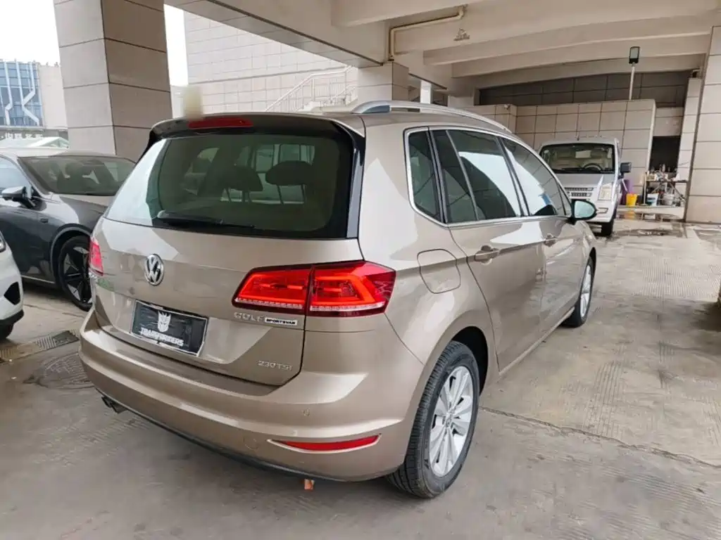 Volkswagen Golf Sportsvan — миниатюра 7