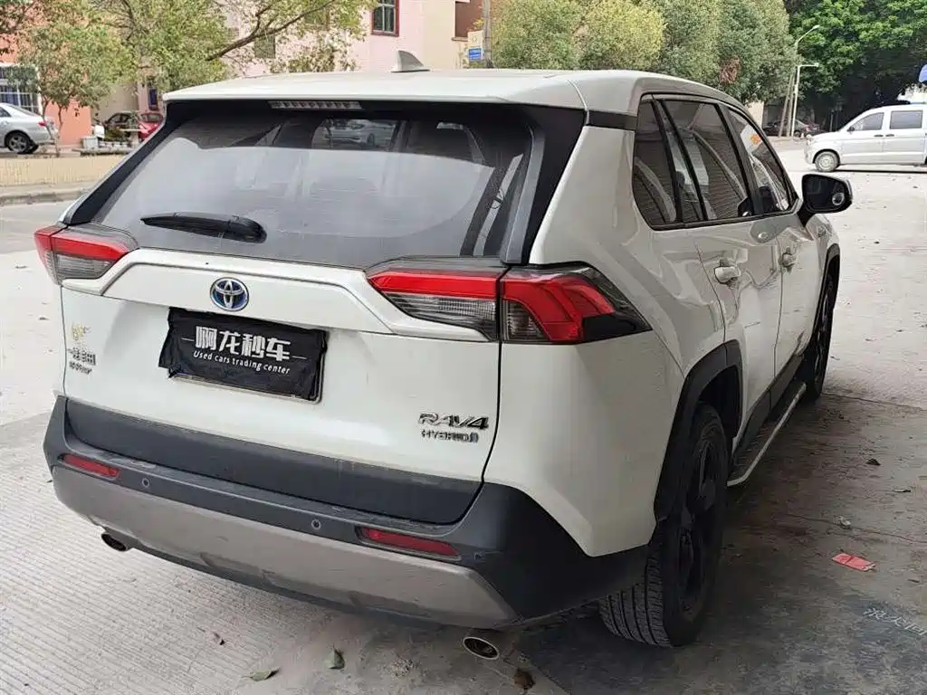 TOYOTA RAV4 RONGFANG