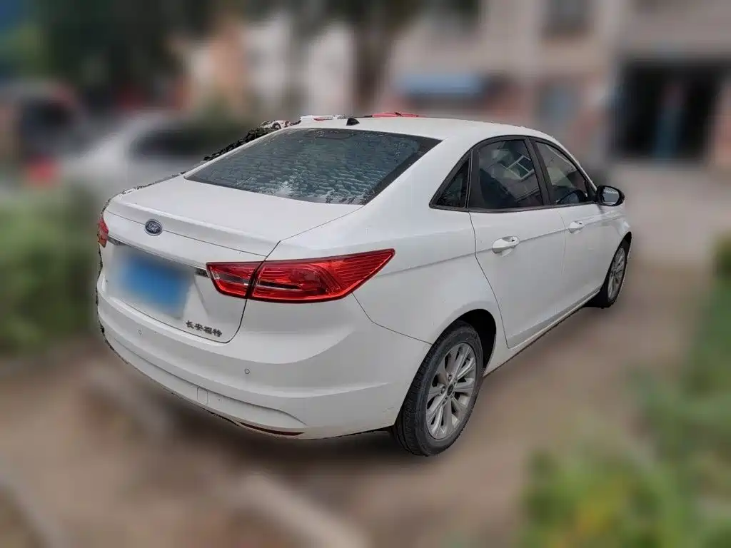 Ford Escort — миниатюра 4