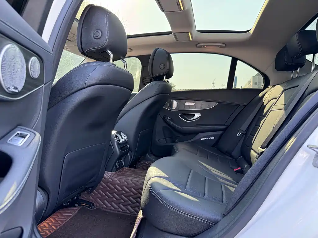 Mercedes-Benz C-Class — миниатюра 18
