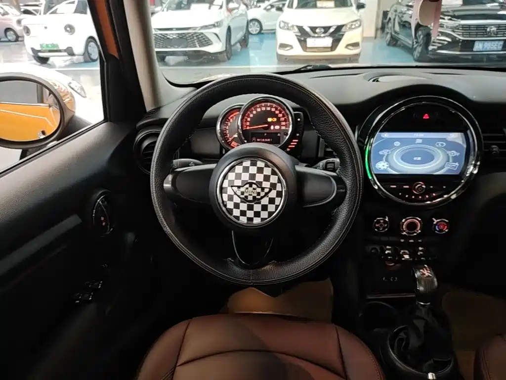 MINI Mini — миниатюра 11